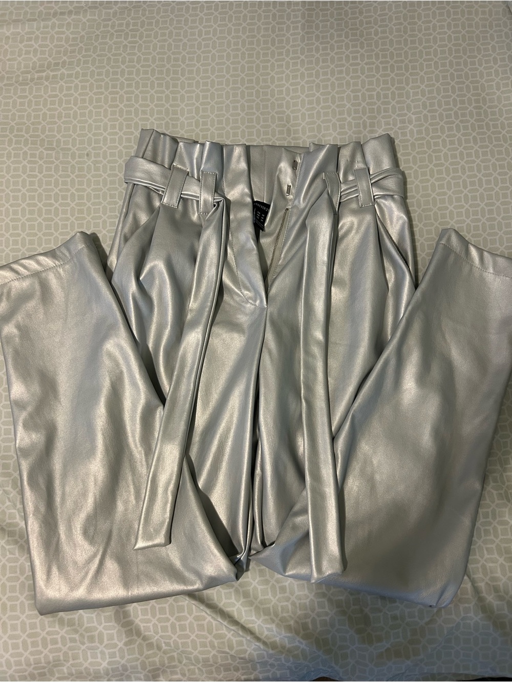 FREE W/ PURCHASE 💙 F21 Metallic Silver High-Waist Paperbag Faux Leather Pants